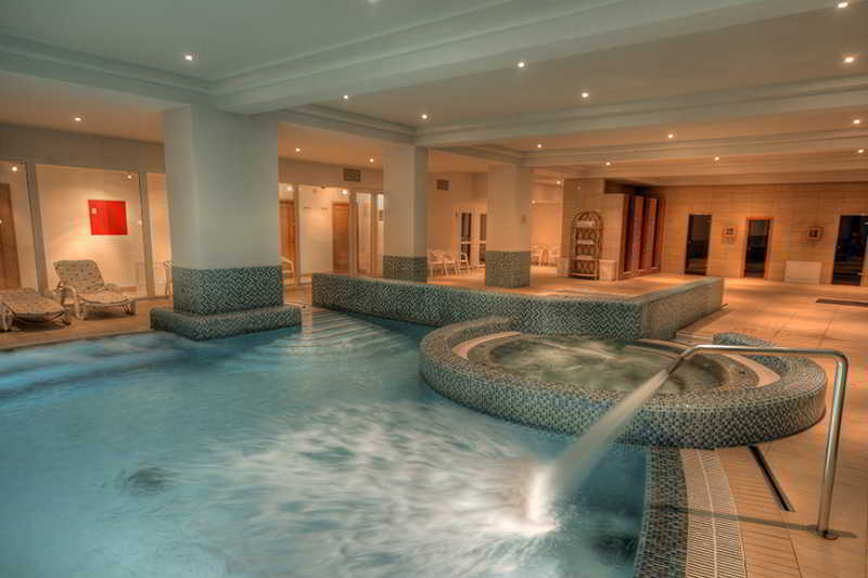 Ket Korona Konferencia Es Wellness Hotel Balatonszarszo Luaran gambar